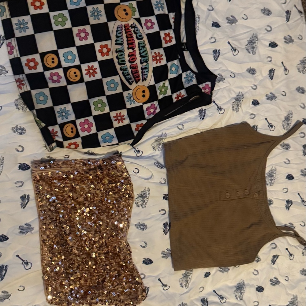 Crop tops